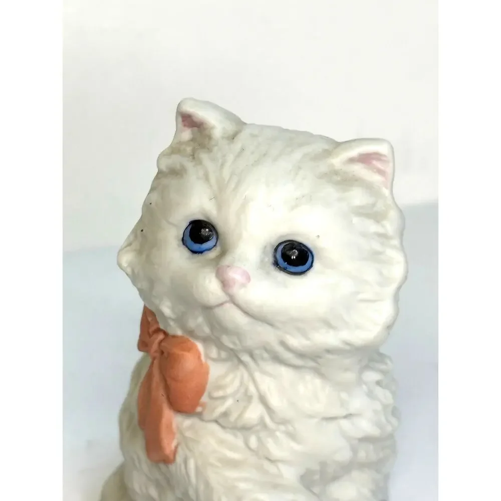 Homco Persian Kitten Figurine 1428 Blue Eyes Pink Bow Porcelain